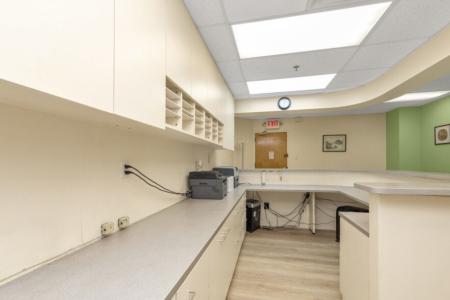 More Photos Of 13347 Sanford Ave, Flushing Apartments For Sale