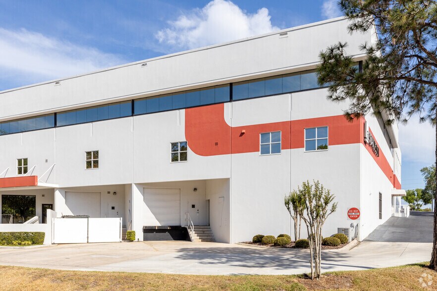 More Photos Of 999 Douglas Ave, Altamonte Springs Office Residential For Lease