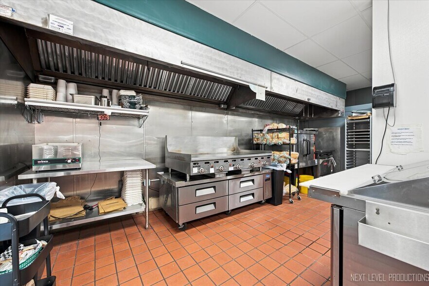 More Photos Of 227 W Wilson St, Batavia Restaurant For Sale