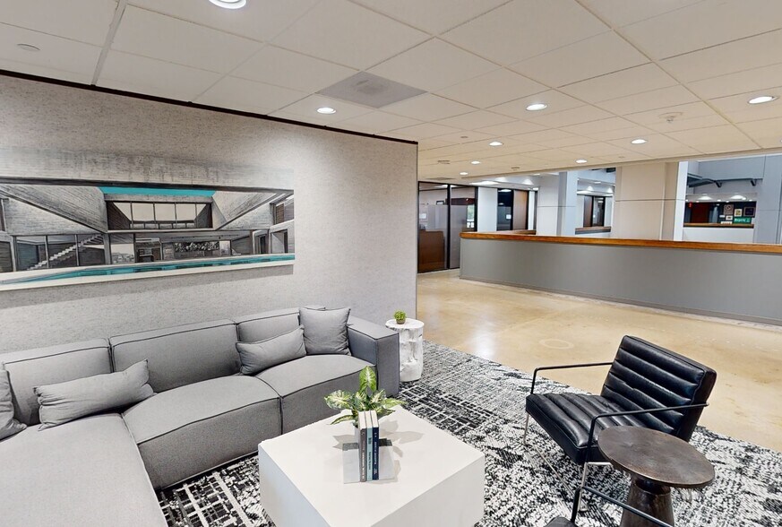 Primary Photo Of 7324 Southwest Fwy, Houston Coworking Space