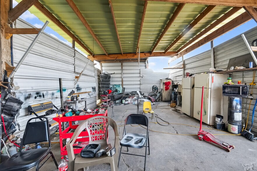 More Photos Of 10090 S Gessner, Houston General Retail For Sale