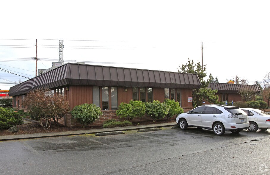 More Photos Of 206 E Casino Rd, Everett Medical For Lease