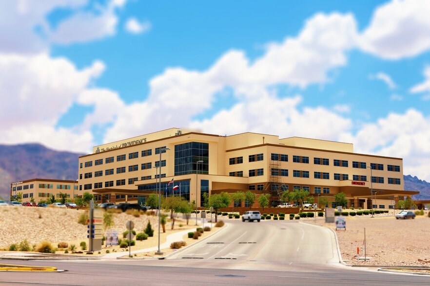 More Photos Of 2000 Transmountain Rd, El Paso Medical For Lease