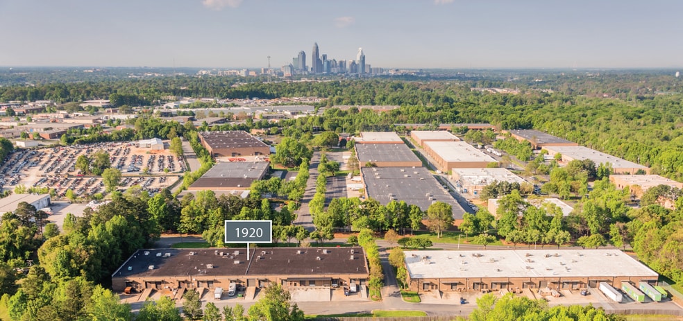 More Photos Of 1920 Starita Rd, Charlotte Light Distribution For Lease