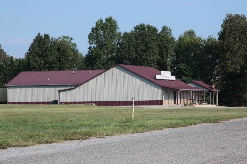 More Photos Of 71 Commerce St, Hickory Supermarket For Sale