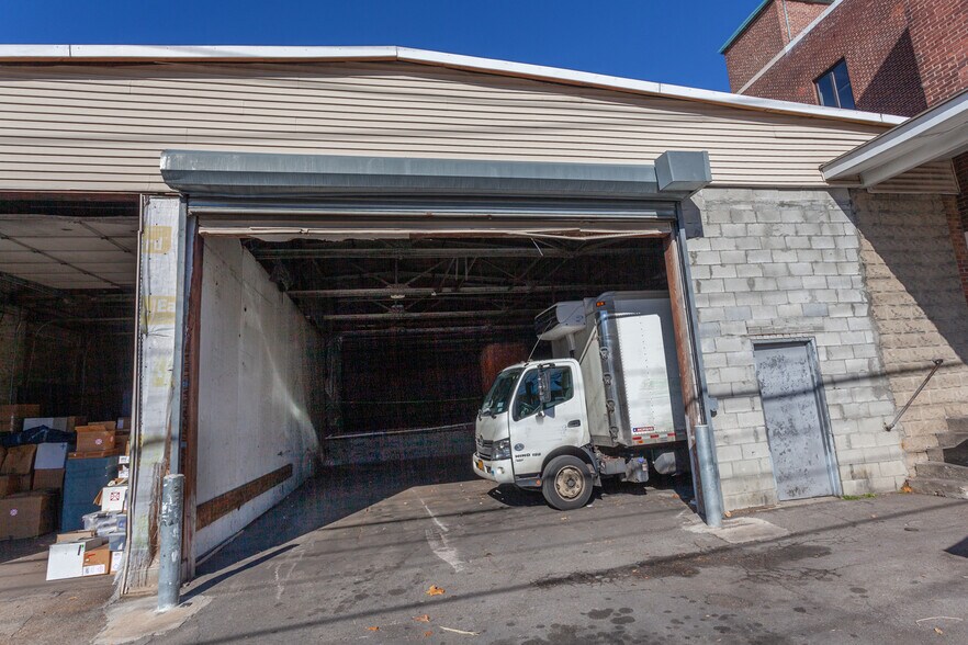More Photos Of 1698 Main St, Peekskill Manufacturing For Lease