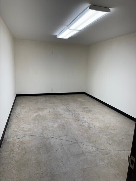 More Photos Of 11703-11707 Anabel Ave, Garden Grove Manufacturing For Lease