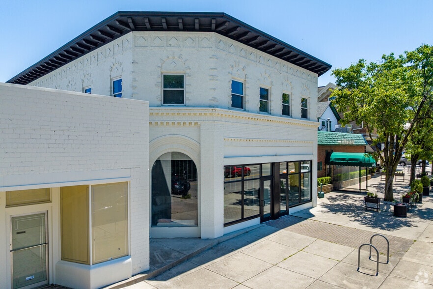 Primary Photo Of 1922 Brown St, Dayton Storefront Retail Residential For Lease