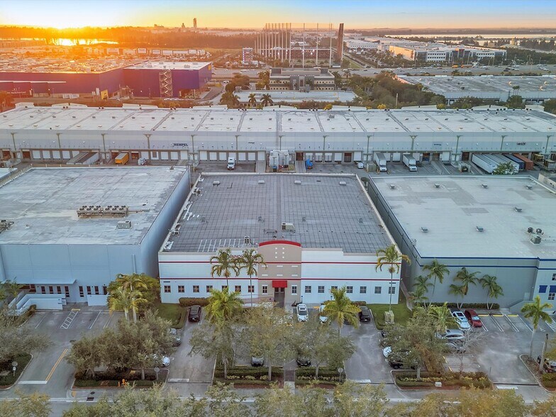More Photos Of 2244 NW 114th Ave, Miami Warehouse For Sale