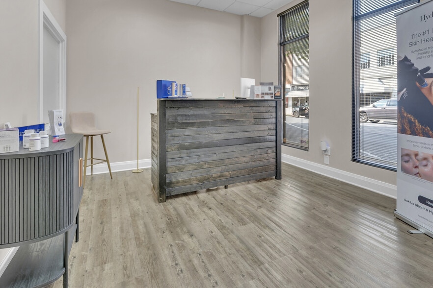 More Photos Of 111 Sunset Ave, Asheboro Office Residential For Sale