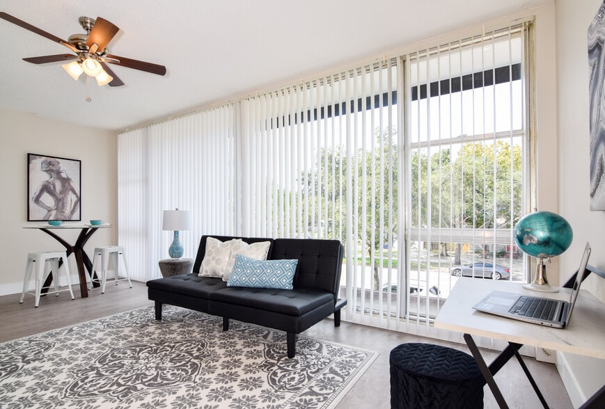 More Photos Of 3554 1st Ave N, Saint Petersburg Apartments For Sale