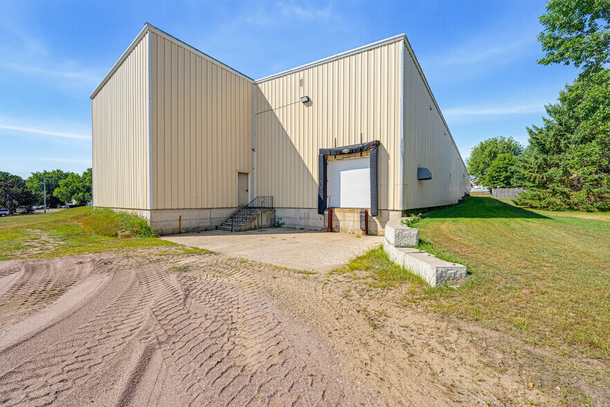 More Photos Of 104 Cedar Ave S, Watkins Warehouse For Sale
