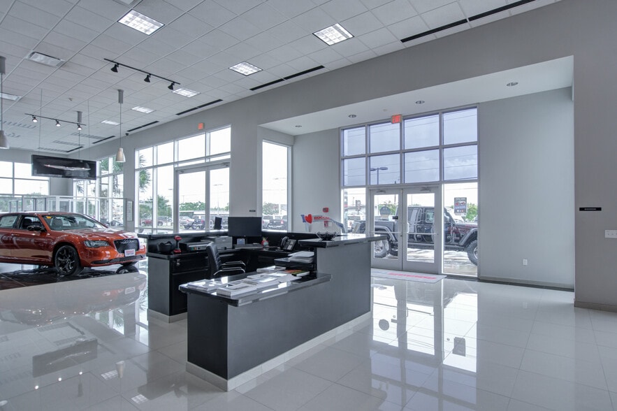 More Photos Of 2101 Central Blvd, Brownsville Auto Dealership For Sale