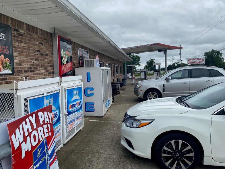 More Photos Of 1837 Highway 64 W, Shelbyville Convenience Store For Sale