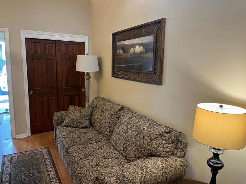 More Photos Of 4920 Reed Rd, Columbus Loft Creative Space For Lease