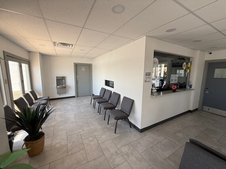 More Photos Of 500 E Schuster Ave, El Paso Unknown For Lease