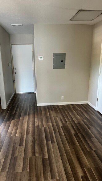 More Photos Of 421 E Center St, Manteca Medical For Lease