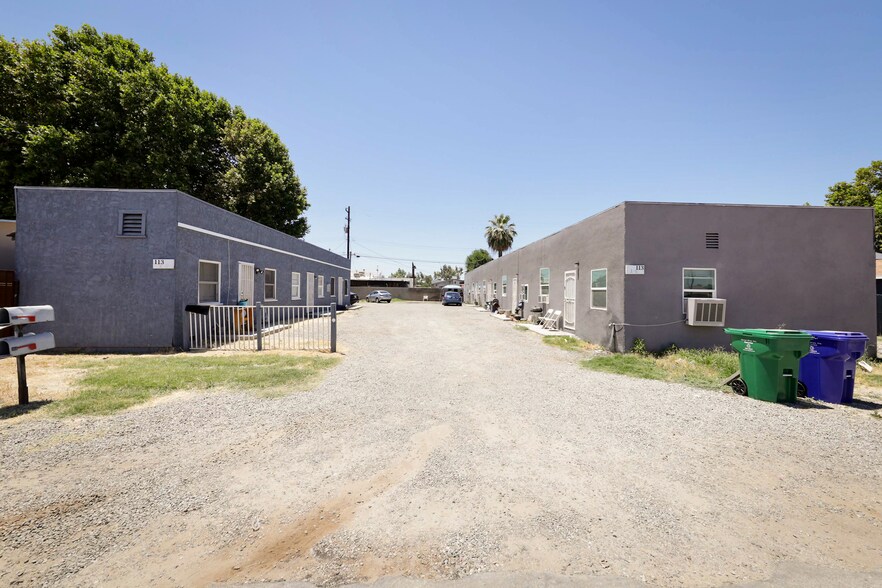 More Photos Of 113 Hopkins Ave, Bakersfield Apartments For Sale