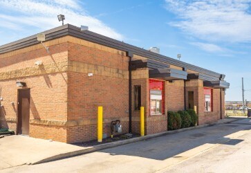 More Photos Of 480 S Main St, Ferdinand Fast Food For Lease