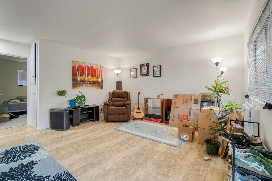 More Photos Of 2714 New Jersey St, Los Angeles Multifamily For Sale