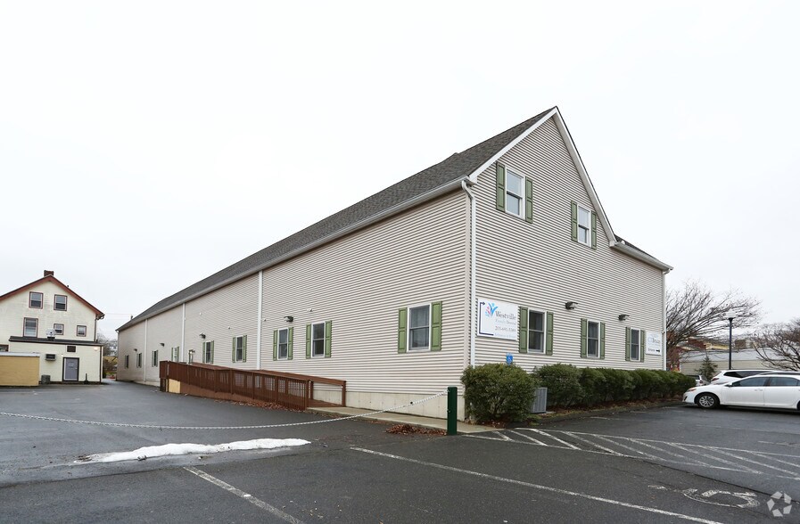 More Photos Of 881 Whalley Ave, New Haven Office For Lease