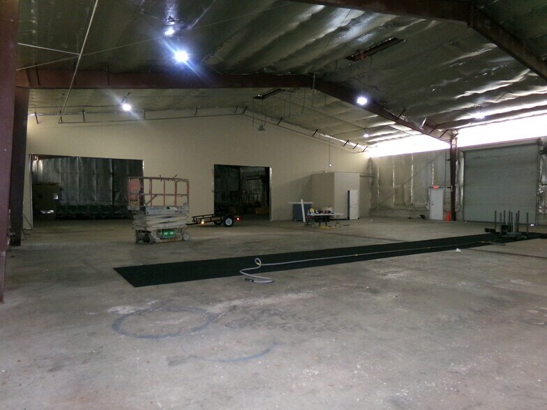 More Photos Of 4763 Drane Field Rd, Lakeland Warehouse For Lease