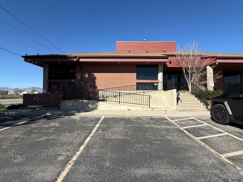 More Photos Of 1574 W 1700 S, Salt Lake City Office For Sale