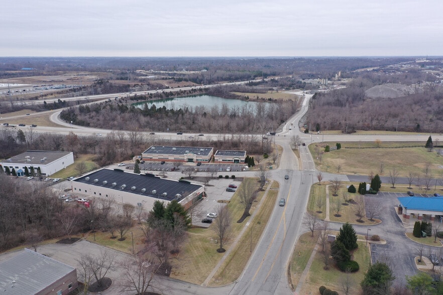 More Photos Of 13300 Magisterial Dr, Louisville Veterinarian Kennel For Sale