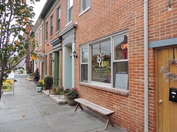 More Photos Of 122 E King St, York General Retail For Lease