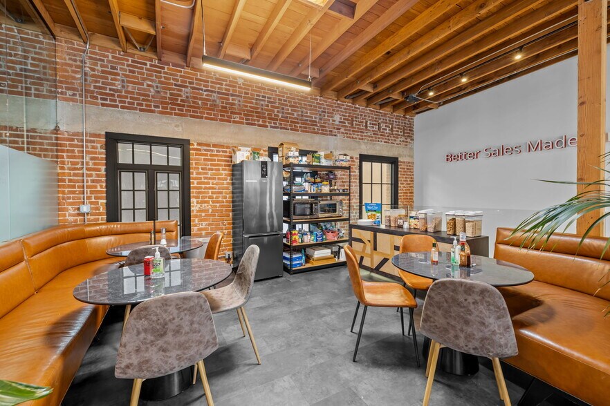 More Photos Of 400-412 Wilshire Blvd, Santa Monica Loft Creative Space For Lease