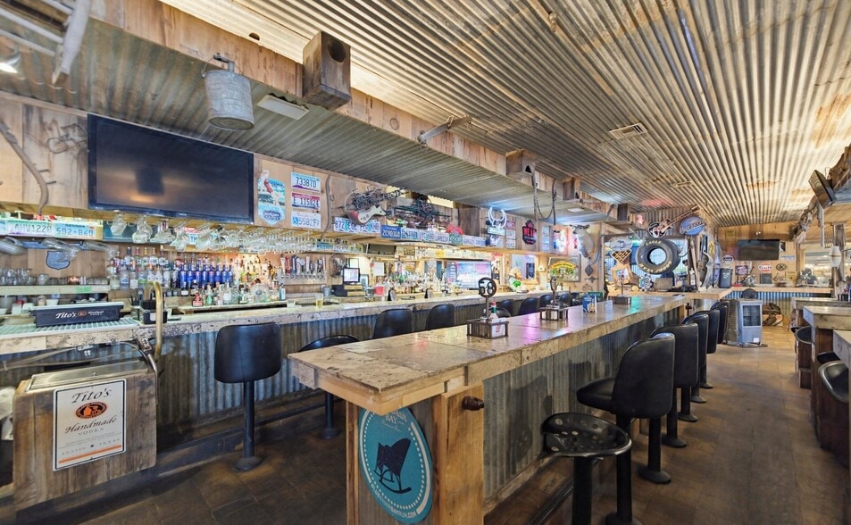 More Photos Of 4501 London Bridge Rd, Lake Havasu City Restaurant For Sale