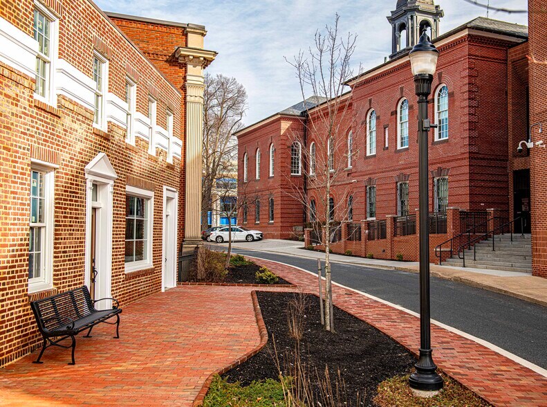 More Photos Of 20 Office St, Bel Air Office Residential For Lease