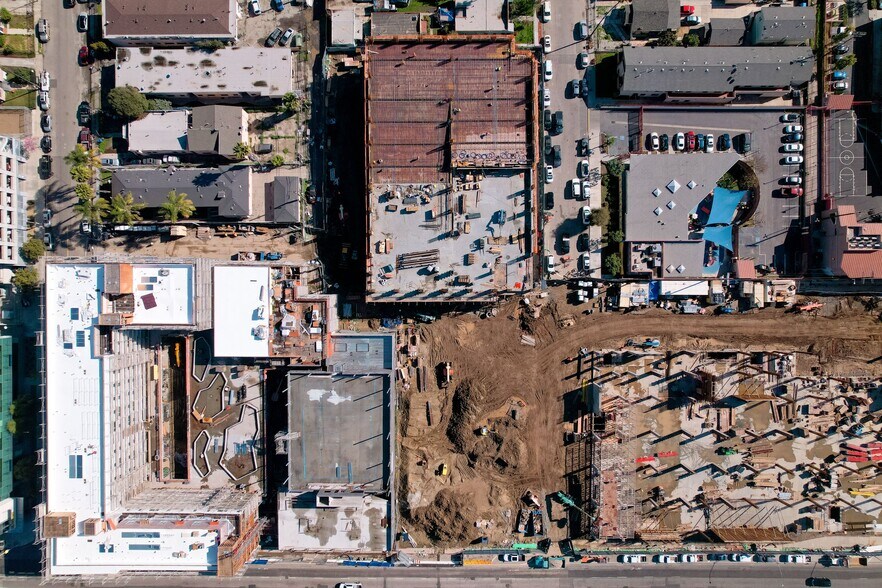 More Photos Of 8400 S Vermont Ave, Los Angeles Apartments For Lease