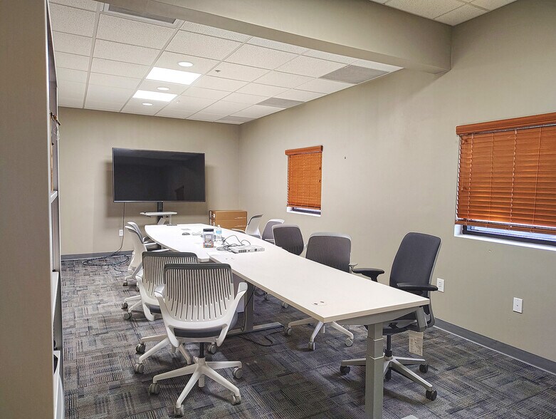 More Photos Of 115 Alma Blvd, Merritt Island Office For Lease