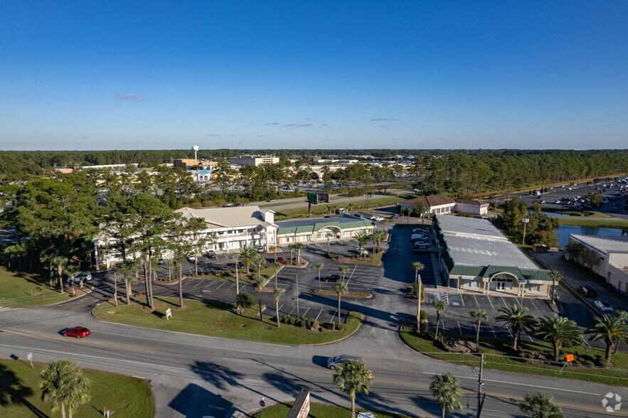 More Photos Of 650 Scranton Rd, Brunswick General Retail For Lease