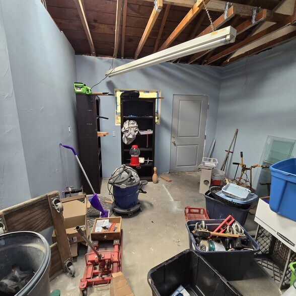 More Photos Of 15709 Bellflower Blvd, Bellflower General Retail For Sale