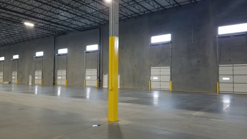 More Photos Of 160 International Dr, Concord Distribution For Lease