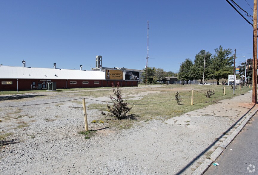 More Photos Of 671 McDaniel St, Atlanta Land For Lease