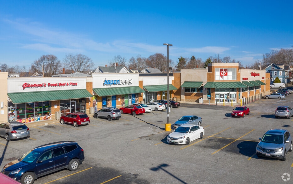 More Photos Of 310 Main St, Haverhill Unknown For Lease