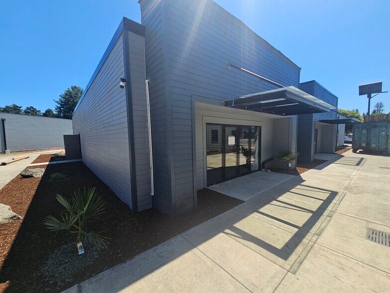 More Photos Of 206 & 210 Tumwater Blvd SW, Tumwater Unknown For Lease