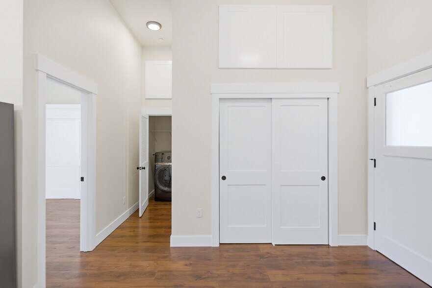 More Photos Of 101 SW 2nd St, Chehalis Apartments For Sale