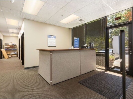 More Photos Of 1420 80th St SW, Everett Warehouse For Sale