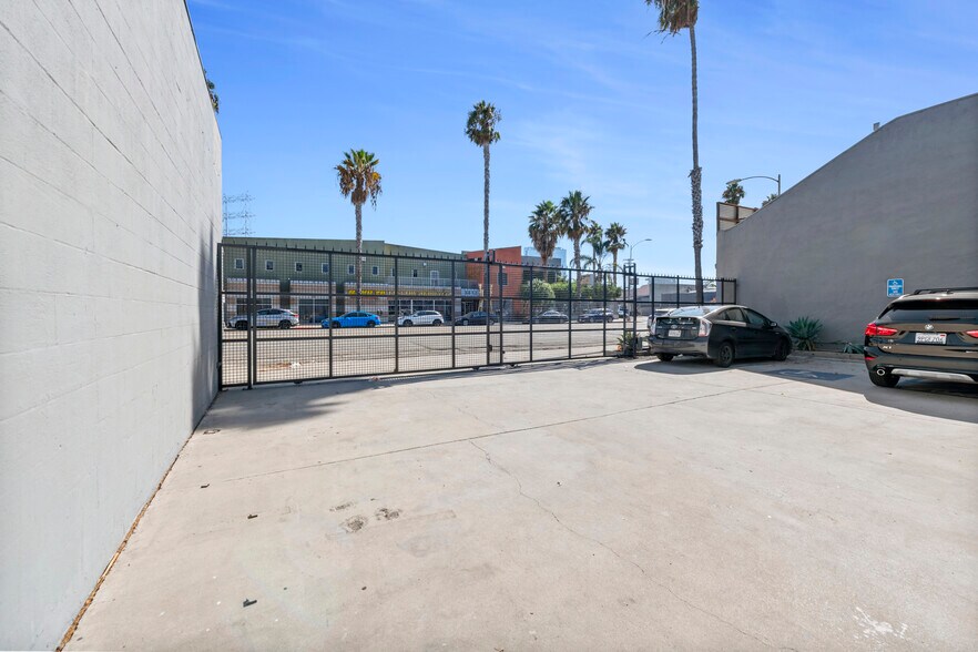 More Photos Of 5801 Washington Blvd, Culver City Office For Lease