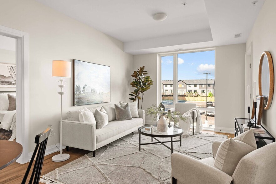 More Photos Of 600 Sunningdale Rd E, London Apartments For Lease