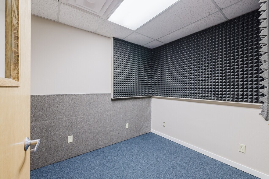 More Photos Of 1750 Manzanita Dr, Elko Office Residential For Sale