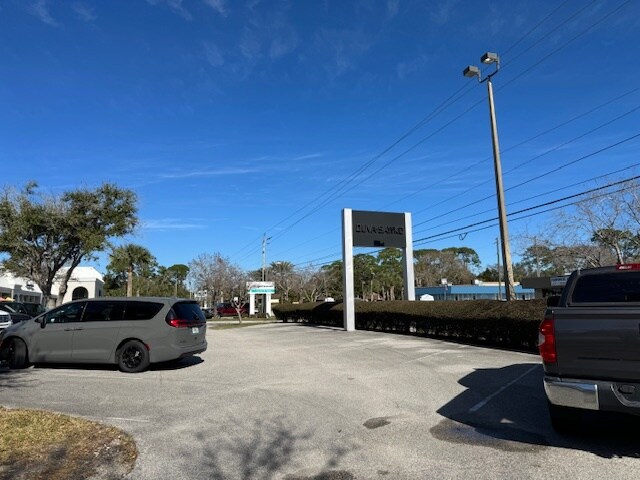 More Photos Of 298 S Yonge St, Ormond Beach Freestanding For Lease