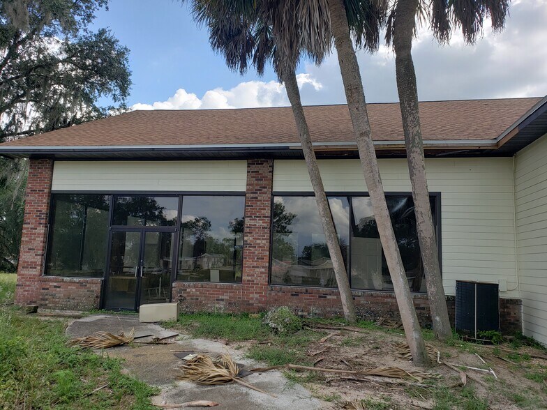 More Photos Of 50 Sun Air Blvd E, Haines City Restaurant For Lease