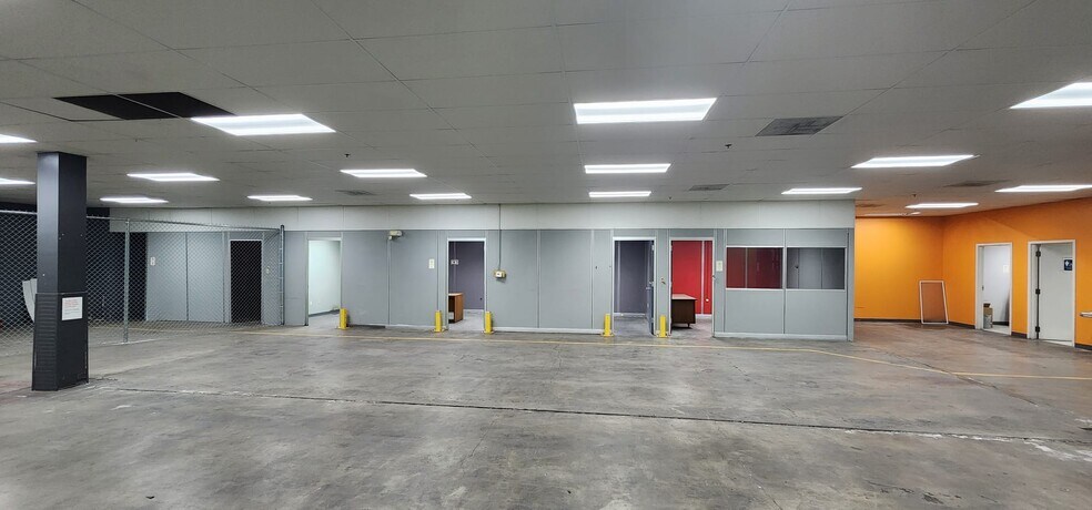 More Photos Of 3801 W 65th St, Little Rock Refrigeration Cold Storage For Sale