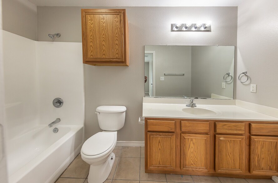 More Photos Of 602 N Belmont, Lubbock Apartments For Sale