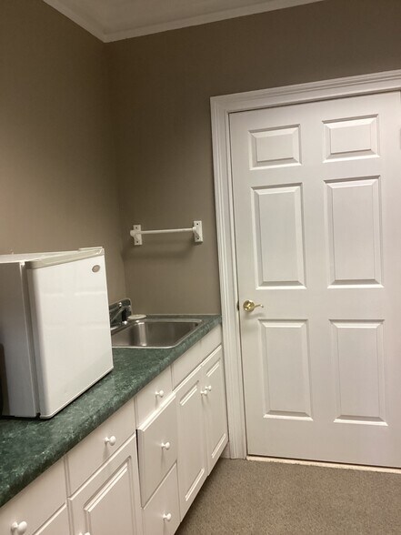More Photos Of 5415 Sugarloaf Pky, Lawrenceville Unknown For Lease